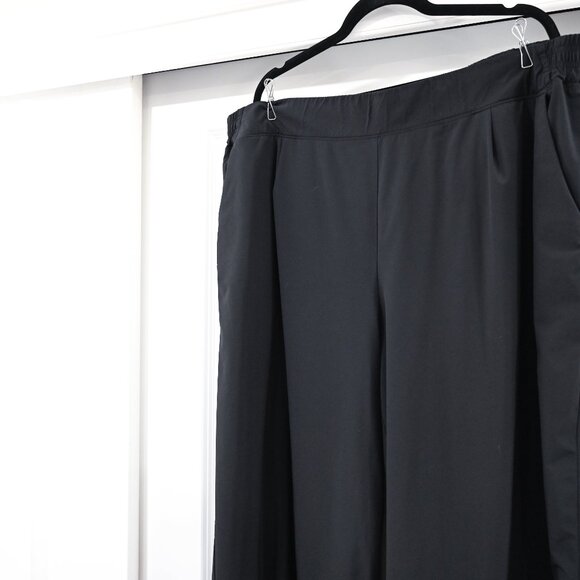 Athleta Size 24 Brooklyn Wide Leg Crop Black Pant Plus Size - Picture 3 of 7